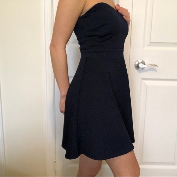 FOREVER21 Strapless Skater Dress - Picture 3 of 5